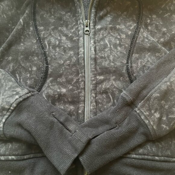 Lululemon Special Edition Bow Scuba Hoodie Beautiful Baroque Black Size 8 - Picture 5 of 5